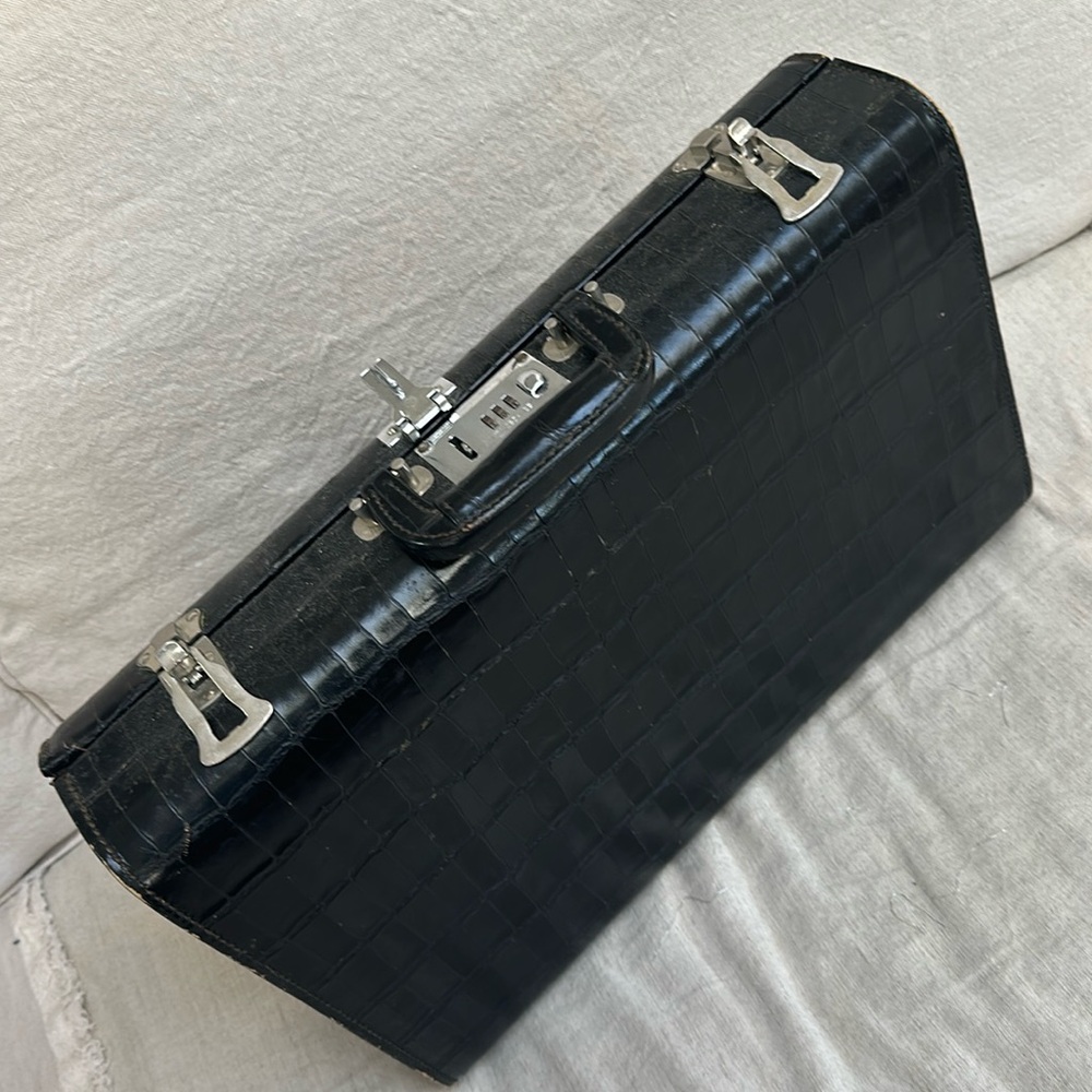 Vintage Alligator Attaché Briefcase Atlas Philadelphia